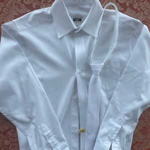Boys size 12 white collared shirt and white zipper tie